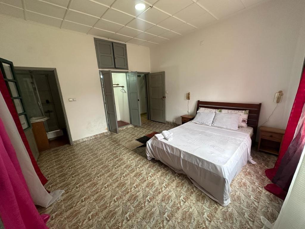 J Nova Lda Apartment เซาโตเม ภายนอก รูปภาพ